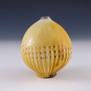 Bud Vase #be10