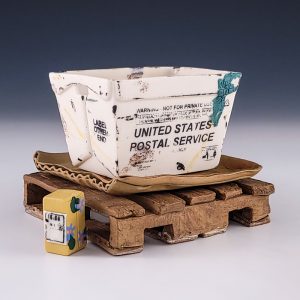 Slade/Kowalczyk USPS Planter with Saucer and Pallet #cstk18