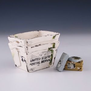 Clary Slade's USPS Tote Sipper with Packages (Whiskey Stones) #lc10csla01